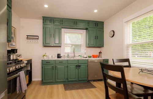 Peoria Heights Casa | Heights Haven on Paris | 2BD Stay
