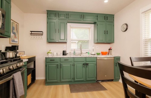 Peoria Heights Casa | Heights Haven on Paris | 2BD Stay