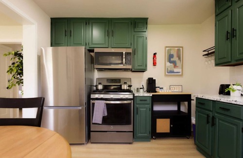 Peoria Heights Casa | Heights Haven on Paris | 2BD Stay