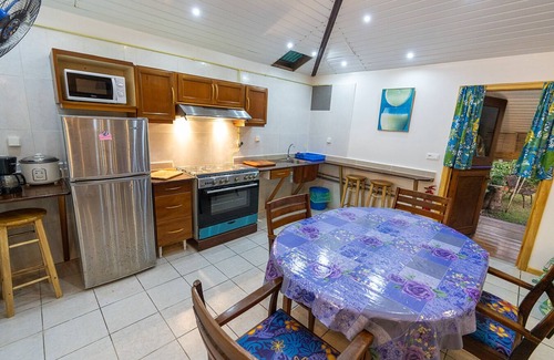 Ha'apiti Casa | Heimanarii Walker Paoa
