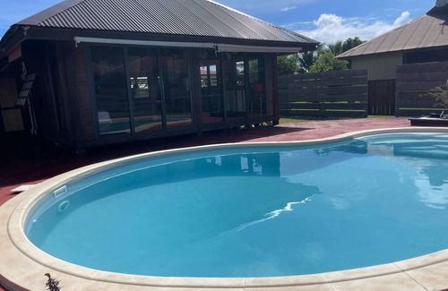 Teahupoo Casa | Heipoe Lodge