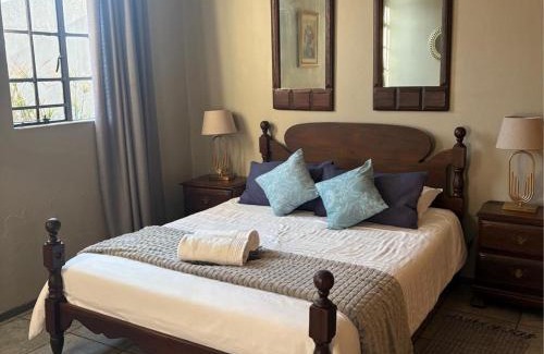 Hekpoort Apartamento | Hekpoort Rorymi Guest farm