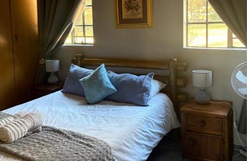 Hekpoort Apartamento | Hekpoort Rorymi Guest farm