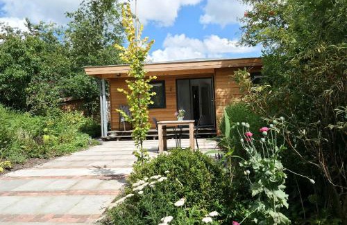 Anjum Casa | "Heleen" 6 pers, Lauwersmeer waterfront, full equipped and modern