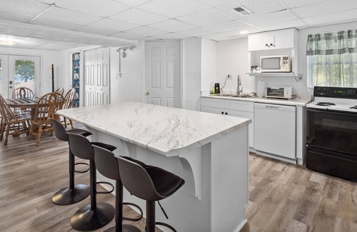 Arley Casa | Helen's Hideaway | 2 Bed, 2 Bath