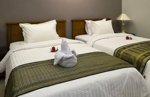 Klojen Casa | Helena Guest House