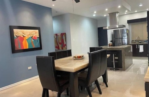 Centro de Playa del Carmen Villa | Opportunity available for winter