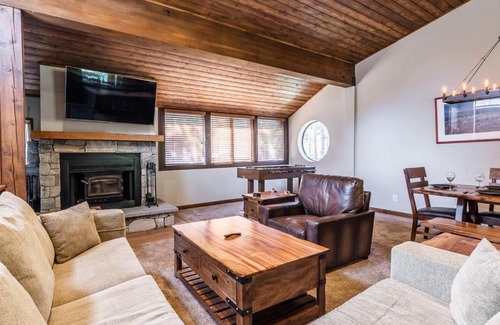 Mammoth Lakes Casa | Helios 9N