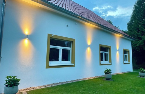 Halle Apartamento | Helle Frisch Renovierte Ferienwohnung