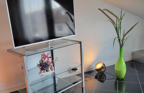 Philippsburg Apartamento | Helle gemütliche DG Wohnung, 88qm, klimatisiert