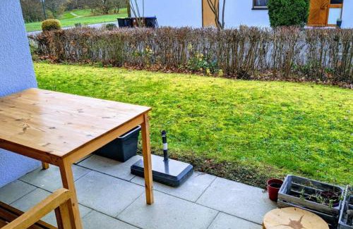 Nuertingen Apartamento | Helle Terrassenwohnung am Waldrand