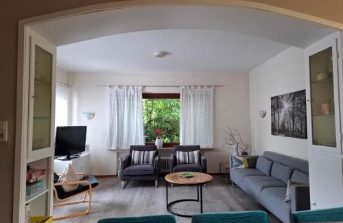 Schwalefeld Apartamento | Helle Wohnung bei Willingen mit Terrasse