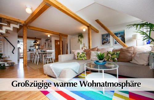 Andreasvorstadt Apartamento | Helles 80m2 Maisonette-Loft mit Balkon, Kingsize Bett, Smart-TV, etc