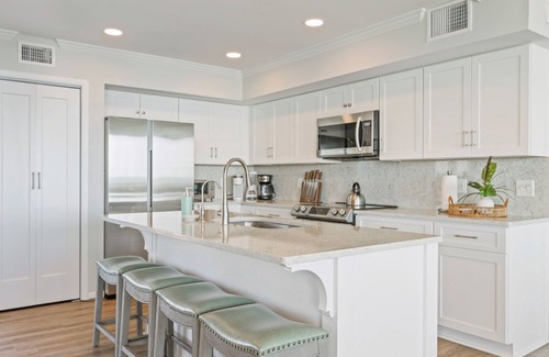 South Ponte Vedra Beach Casa | Hello Beach! 4 Bedroom + Loft Oceanfront with Large Deck - Stā Vacation Rentals