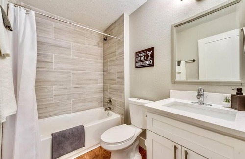 Old East Dallas Apartamento | Hello Gorgeous Flat near Downtown!