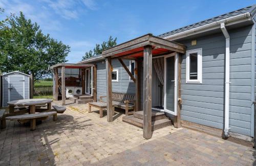 Aagtekerke Chalet De Esquí | Hello Zeeland - Hoge duvekotsweg 12