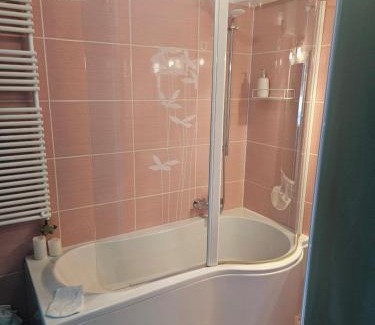 Eger Apartamento | HelloWine Apartman