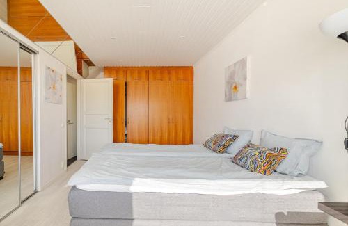 Koillinen District Apartamento | Helsinki, Private free parking, super easy to city centre and airport