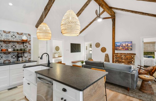 Roswell Casa | Hembree Hollow~ a cheerful home with boho vibes!