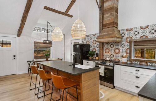 Roswell Casa | Hembree Hollow~ a cheerful home with boho vibes!