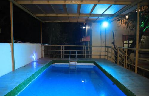 Neral Casa | HemHarsh Holiday Home with pool