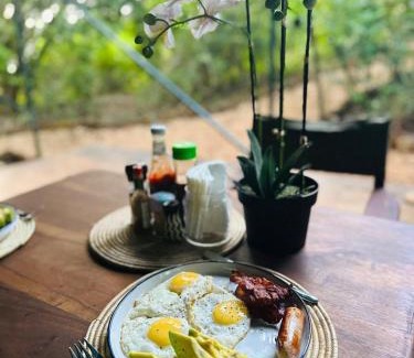 Paraa Otro | Hemingway's Luxury Tented Camp