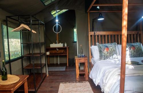 Paraa Otro | Hemingway's Luxury Tented Camp