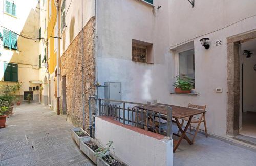 Pitelli Casa | Hemingway's Shelter