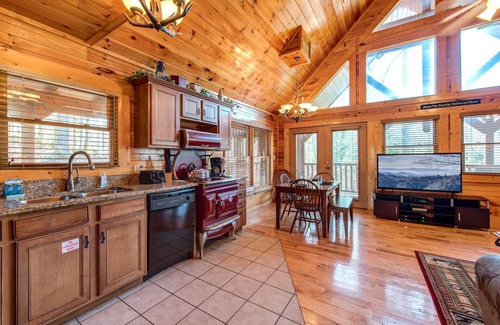 Hemlock Hills Cabina | Hemlock Manor