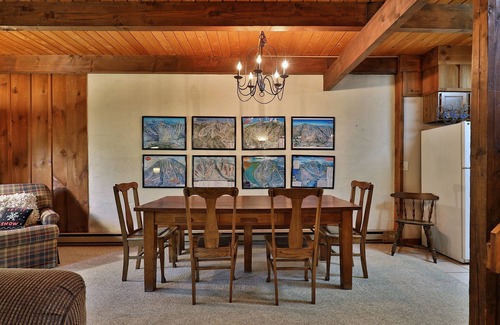 Killington Condominio | Hemlock Ridge 2b: Charming Two Floor Condo In The Heart Of Killington. Perfect! 3 Bedroom Condo