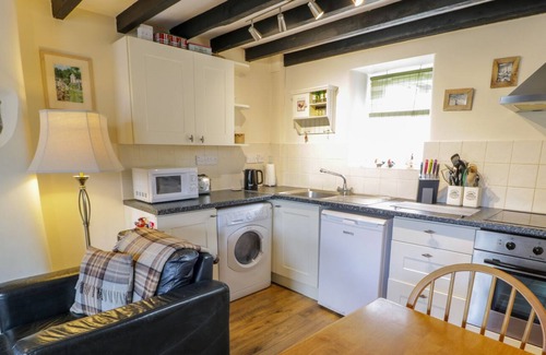 Ffestiniog Cabaña | Hen Aelwyd yr Urdd, LLAN FFESTINIOG
