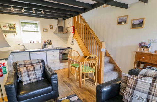 Ffestiniog Cabaña | Hen Aelwyd yr Urdd, LLAN FFESTINIOG