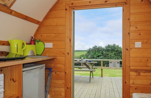 Liskeard Cabaña | Hen House @ Penbugle Organic Farm