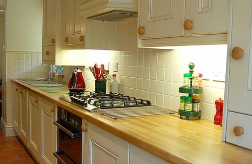 Talybont Cabaña | Henborth Mawr Cottage in Talybont