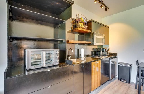 Lake Las Vegas Apartamento | Henderson Vacation Rental with Balcony and Pool Access