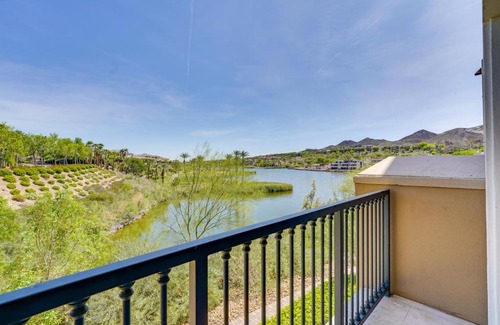 Lake Las Vegas Apartamento | Henderson Vacation Rental with Balcony and Pool Access