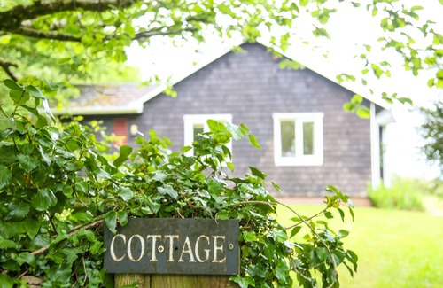 Felindre Farchog Cabaña | Henllys Lodge