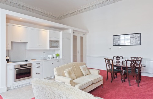 Broadstone Apartamento | Henrietta Suites City Centre