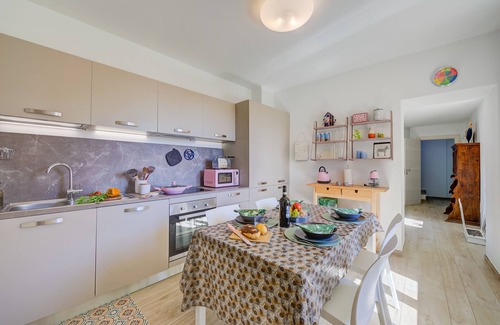 Portese Apartamento | Henry-Historic Center 300m From Lake, San Felice del Benaco, Italy