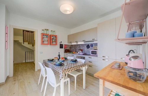 Portese Apartamento | Henry-Historic Center 300m From Lake, San Felice del Benaco, Italy