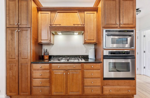 Stillwater Cabaña | Hera Haven: Pickleball, hot tub, racetrack & lake