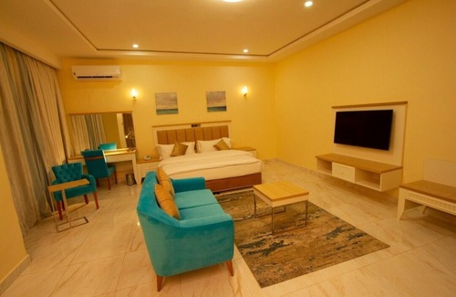 Wuse 2 Hotel | HERA