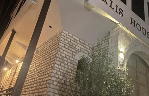 Berat Hotel | Heraklis Hotel
