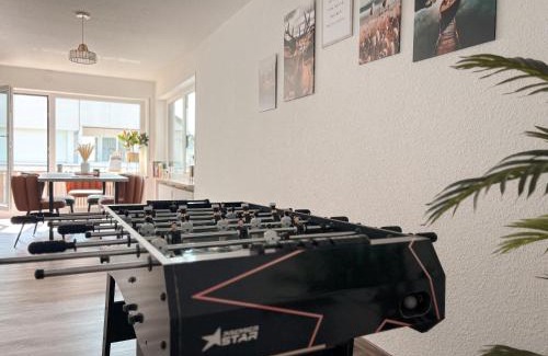 Neustadt Apartamento | Herbst Deal -20 Prozent, Balkon mit Schwarzwaldblick, Hunde frei, Tischfußball, familienfreundlich