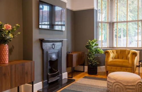 Hereford Casa | Hereford - Clifton Villa - Beautifully Presented House Located A Short Walk From City Centre - Sleeps 6 Guests - Perfect For Exploring Hereford - Hosted By RENTMYHOUSE