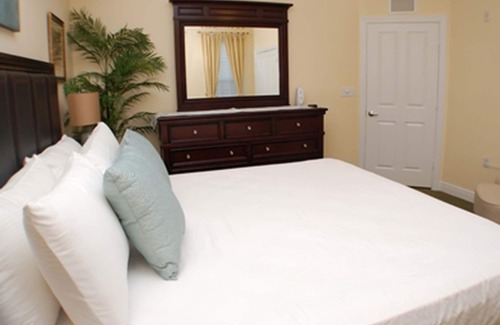 Reunion Hotel | Heritage Haven