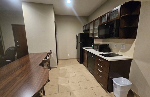 DeQuincy Hotel | Heritage Place Hotel & Suites