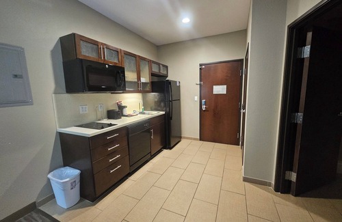 DeQuincy Hotel | Heritage Place Hotel & Suites