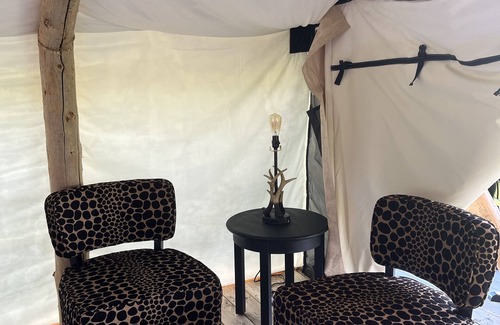 Bozeman Cabina | HERITAGE RANCH 'COWBOY' GLAMPING TENT" (1)