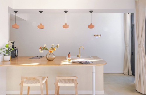 Nyons Apartamento | Hermès - Air-conditioned suite with Scandinavian Jacuzzi